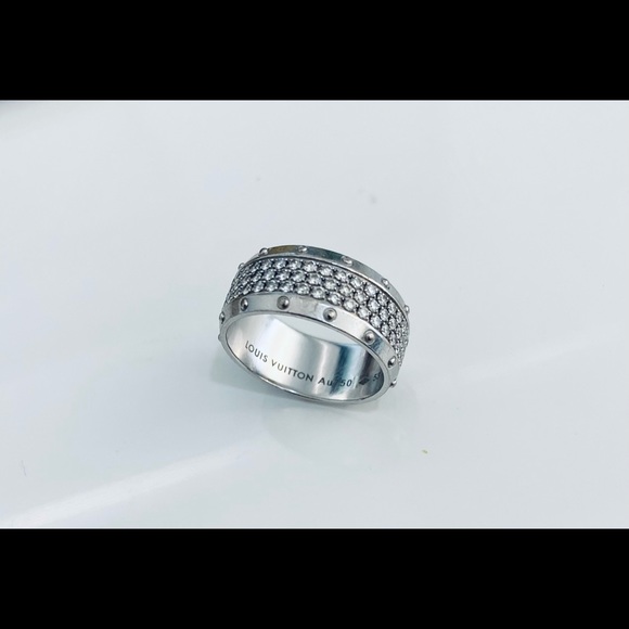 Louis Vuitton Diamond Emprise Ring, White Gold, LV - Picture 6 of 6